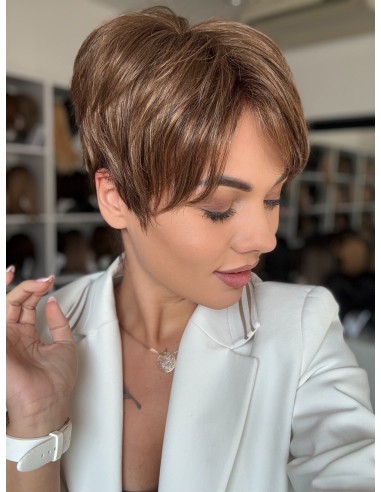 Diamond Bronzed Brown -Peruka z włosów syntetycznych NAH