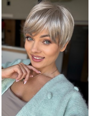 Ruby Arctic Grey -Peruka z włosów syntetycznych NAH