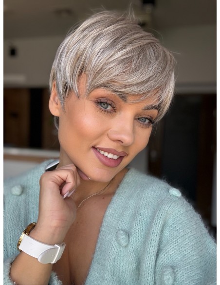 Ruby Arctic Grey -Peruka z włosów syntetycznych NAH