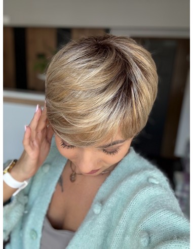 Ruby Shaded Blond -Peruka z włosów syntetycznych NAH