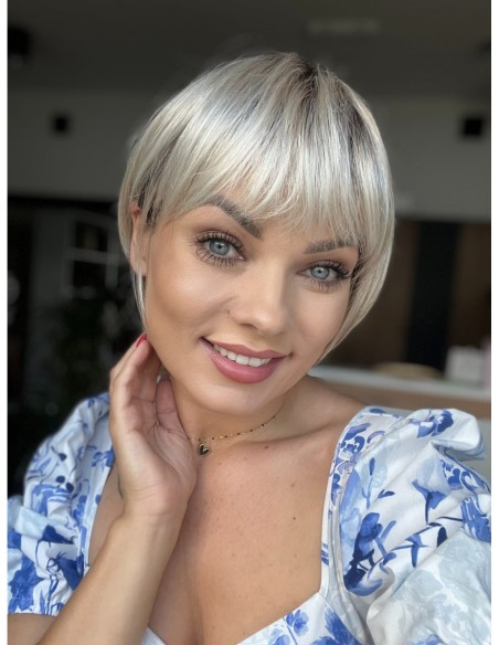 Veronica Frosty Cream-Peruka z włosów syntetycznych NAH