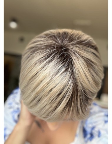 Veronica Frosty Cream-Peruka z włosów syntetycznych NAH