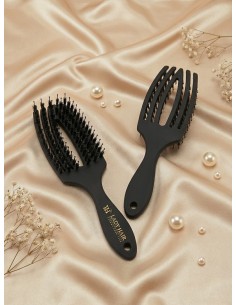 Szczotka  sygnowana do peruk i topperów z włosów naturalnych z włosiem dzika Lady Hair