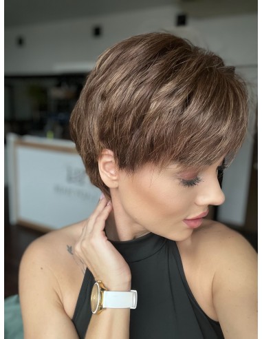 DIANA BR-KRÓTKA PERUKA Z WŁOSÓW NATURALNYCH ROZM.M