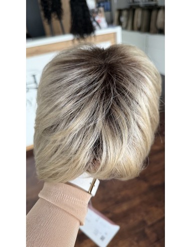 Camilla Light Blonde Rooted-Peruka z włosów syntetycznych NAH