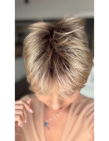 Holly Shaded Blond-Peruka z włosów syntetycznych NAH