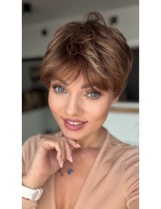 Holly Bronzed Brown -Peruka z włosów syntetycznych NAH