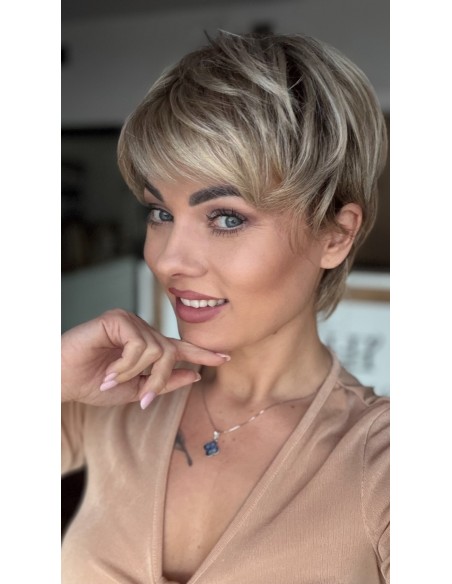 Ivy Shaded blond-Peruka z włosów syntetycznych NAH