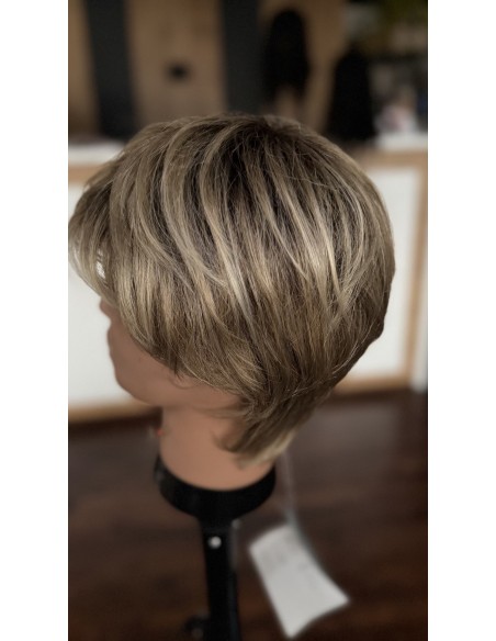 Ivy Shaded blond-Peruka z włosów syntetycznych NAH