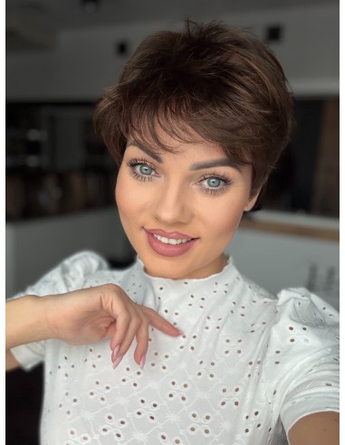 Holly Ginger Brown -Peruka z włosów syntetycznych NAH