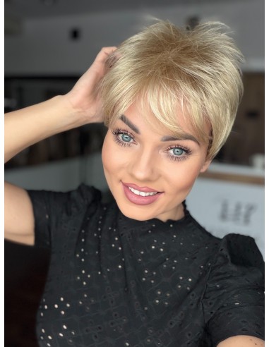 Holly Spring Honey -Peruka z włosów syntetycznych NAH