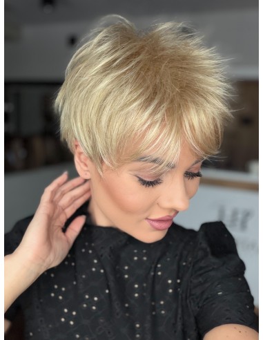 Holly Spring Honey -Peruka z włosów syntetycznych NAH