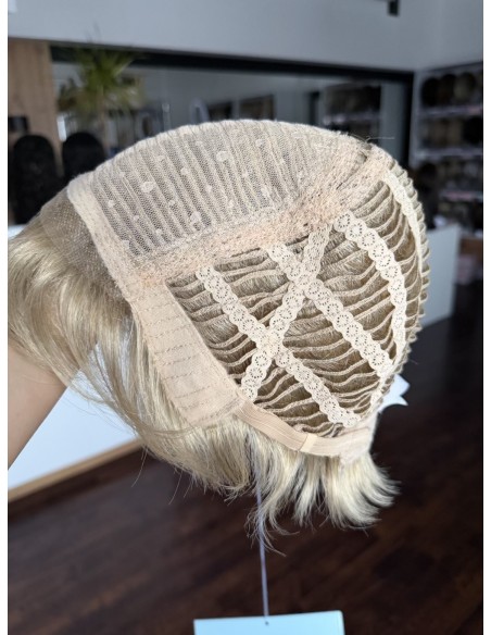 Holly Spring Honey -Peruka z włosów syntetycznych NAH