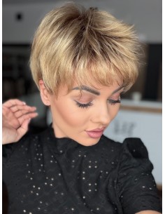 Holly Frosted Vanilia -Peruka z włosów syntetycznych NAH 2