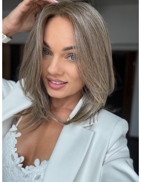 Venus Dark Blond - Peruka z włosów syntetycznych Nah